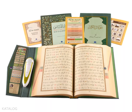 Kuran Okuyan Kalem Seti (Yeşil - Cami Boy) | Kolektif | Hayrat Neşriya