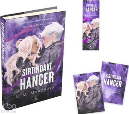 Sırtındaki Hançer (Ciltli) | K. M. Moronova | Pukka Yayınları