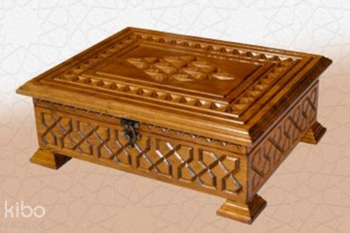 TS032-Ahşap Rahle Boy Kuran-ı Kerim Kutusu-Oymalı